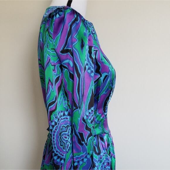 Vintage Psychedelic 70s Silky Dress Paisley Print Size Small Medium - Picture 7 of 7